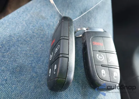 2018 Jeep Grand Cherokee Upland 4X4 из США, поврежденный, VIN 1C4RJFAGXJC403664